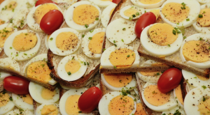 high protein foods - eggs